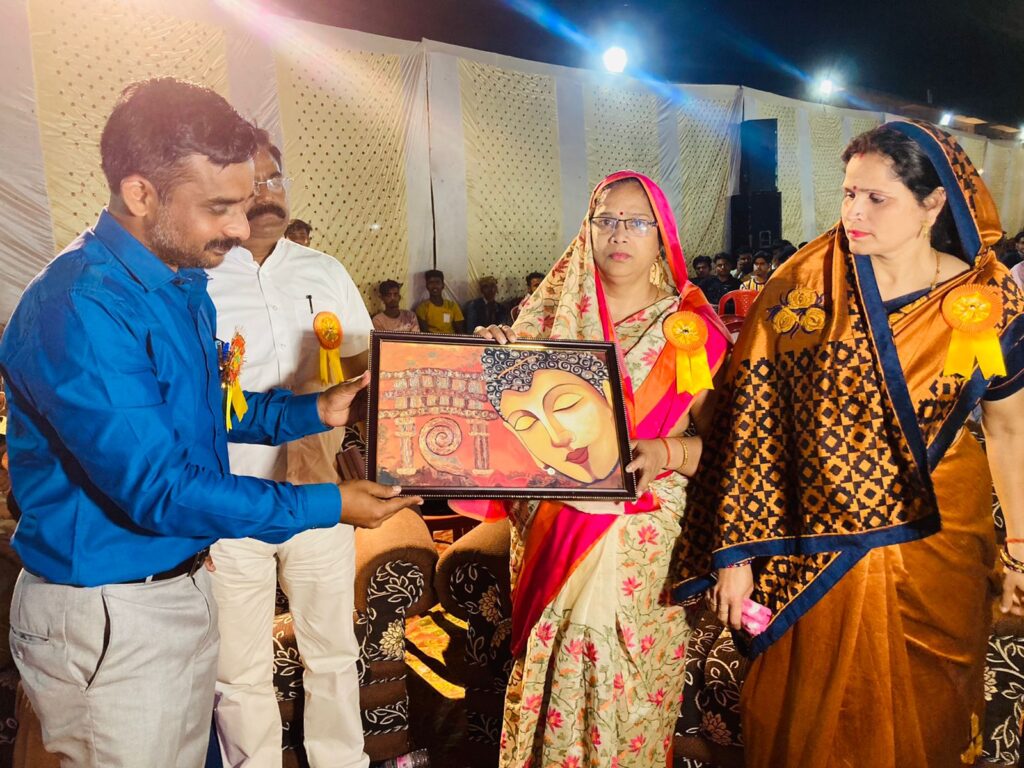 सोनौली--नवज्योति स्कॉलर्स एकेडमी ने मनाया वार्षिक उत्सव, छात्र, छात्राओं ने मन मोहा