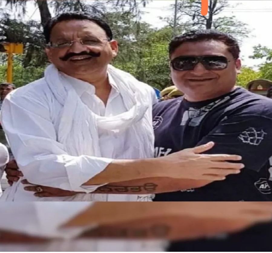 योगी का एक्शन मोड शुरू, मुख्तार अंसारी के करीबी का घर हुआ कुर्क