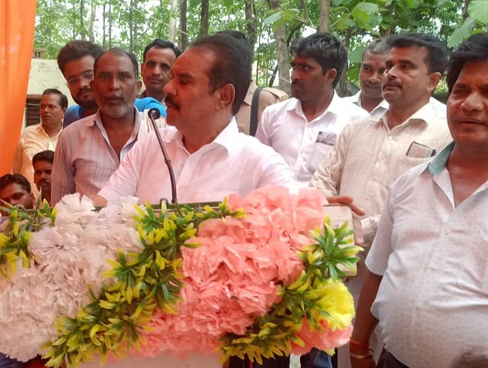 पटरी व्यवसायियों की आर्थिक उन्नति का आधार हैं पीयम स्वनिधि योजना- केन्द्रीय वित्त राज्य मंत्री