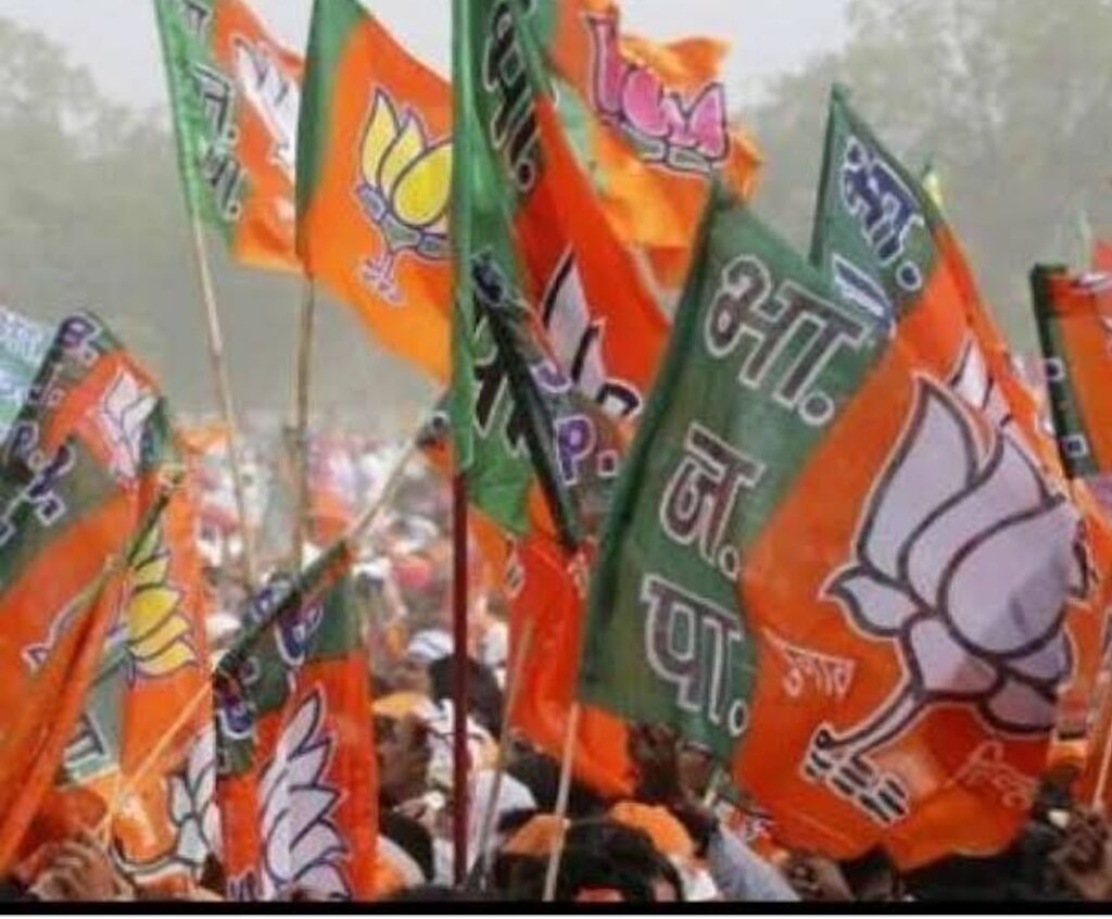 यूपी: 2024 की समीकरण के लिए बीजेपी को मुसलमानों की क्यों है ज़रूरत ?