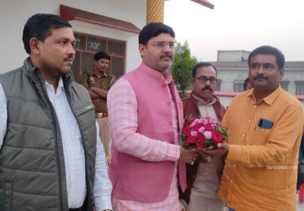 चुनाव की आड़ में व्यापारियों से दबंग नहीं कर पायेगे धन उगाही-- ऋषि त्रिपाठी, विधायक