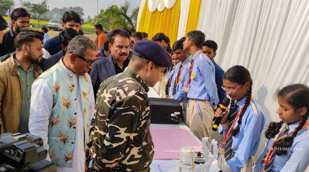 क्रिसमस-डे: एबी इंटरनेशनल के छात्रो ने सांस्कृतिक कार्यक्रम से बांधा समा