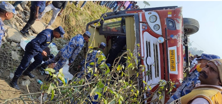 त्रिवेणी मेला: भारतीय तीर्थयात्री बस दुर्घटनाग्स्त , 45 घायल, बस में सवार थे 60 यात्री