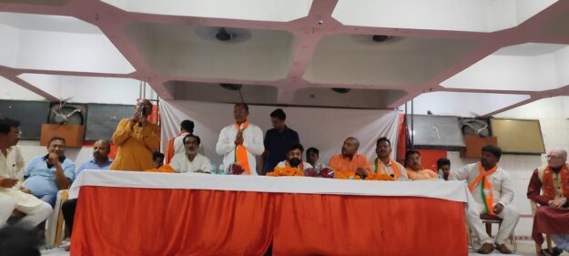 नौतनवा; तीसरे इंजन की सरकार बनाइए, विकास की गंगा बहेगी- दयाशंकर