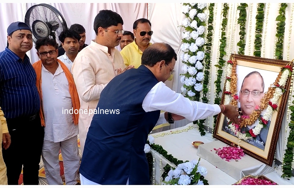 गोरखपुर: विधायक नौतनवा के पिता के द्वितीय पुण्यतिथि पर पहुंचे विधायक और मंत्री