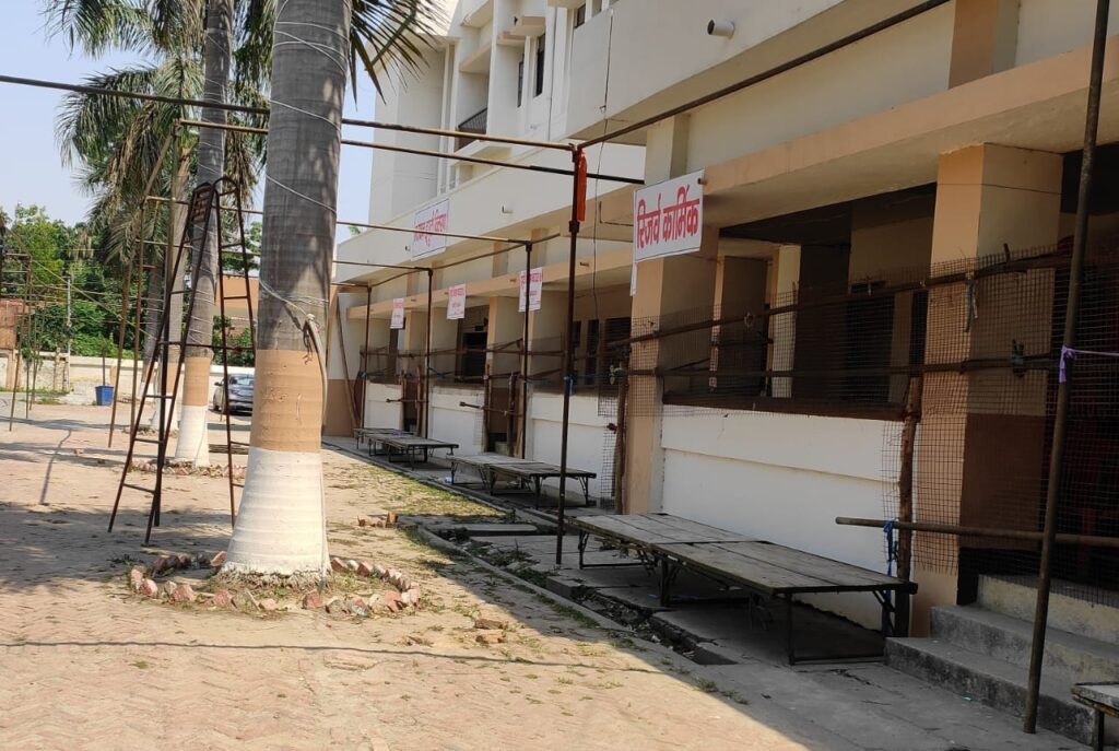 मतगणना स्थल पर प्रत्याशी नहीं ले जा सकेंगे मोबाइल, एक प्रत्याशी के रहेंगे 8 एजेंट--एसडीएम