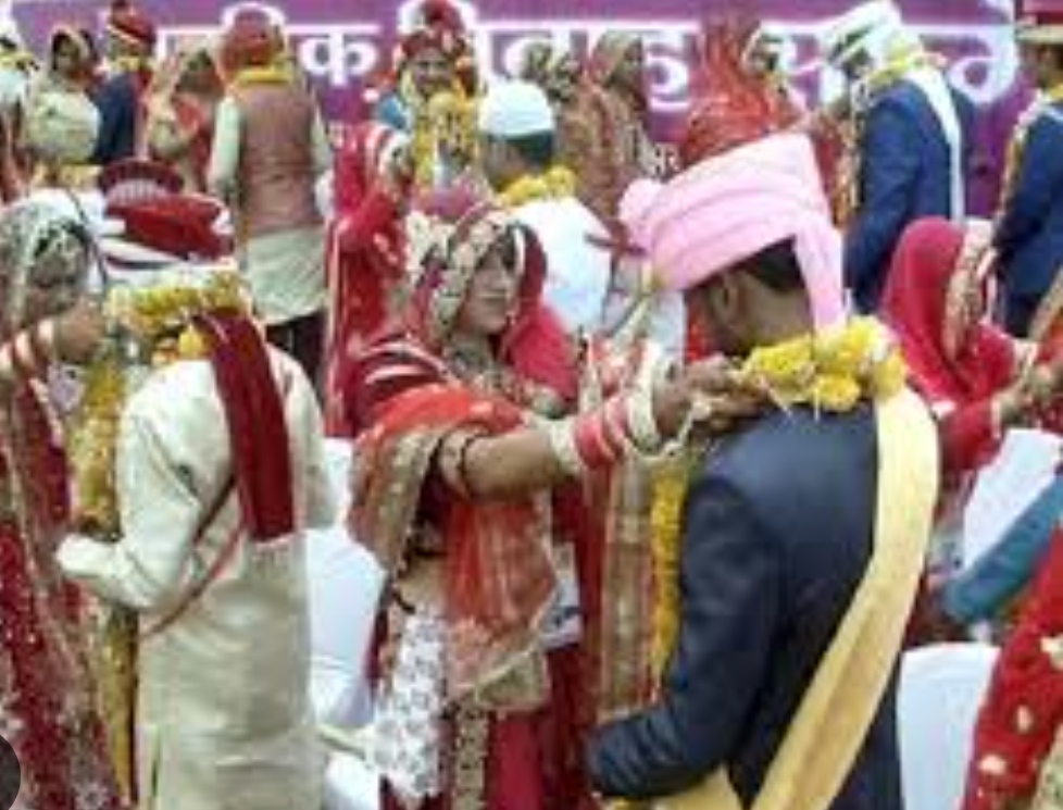 डबल इंजन सरकार महिला सुरक्षा, सम्मान व सशक्तिकरण के लिए प्रतिबद्ध है -- सीएम योगी