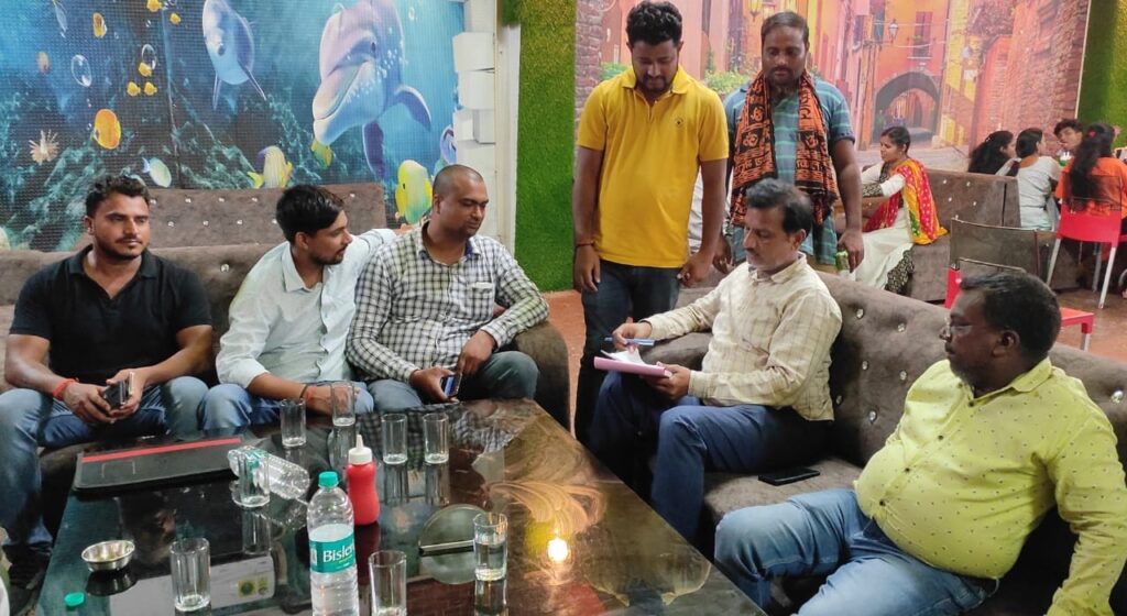 चेयरमैन नौतनवा तोड़ रहे अब तक के सारे परंपराओं को,जहां चेयरमैन वहीं कार्यालय