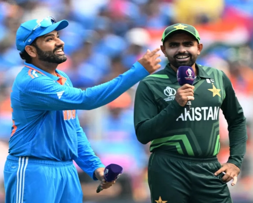 भारत और पाकिस्तान के बीच शुरू हुआ क्रिकेट मैच,भारतीय टीम ने क्षेत्र रक्षण का लिया फैसला
