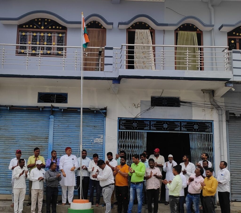 सोनौली बार्डर: महात्मा गांधी और लाल बहादुर शास्त्री की मनाई गयी जयंती,अध्यक्ष ने दी श्रद्धांजलि