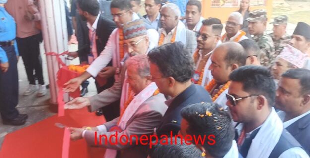 भारत सरकार के सहयोग से नेपाल मे बने विद्यालय का भारतीय राजदूत एवं उपराष्ट्रपति ने किया उद्घाटन