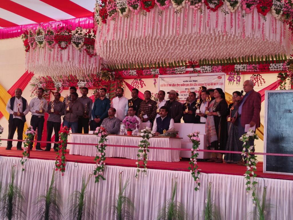 डाकघर ने लगाया बचत बैंक का भब्य मेला,योजाओ का उठाए लाभ-आरबी चौधरी