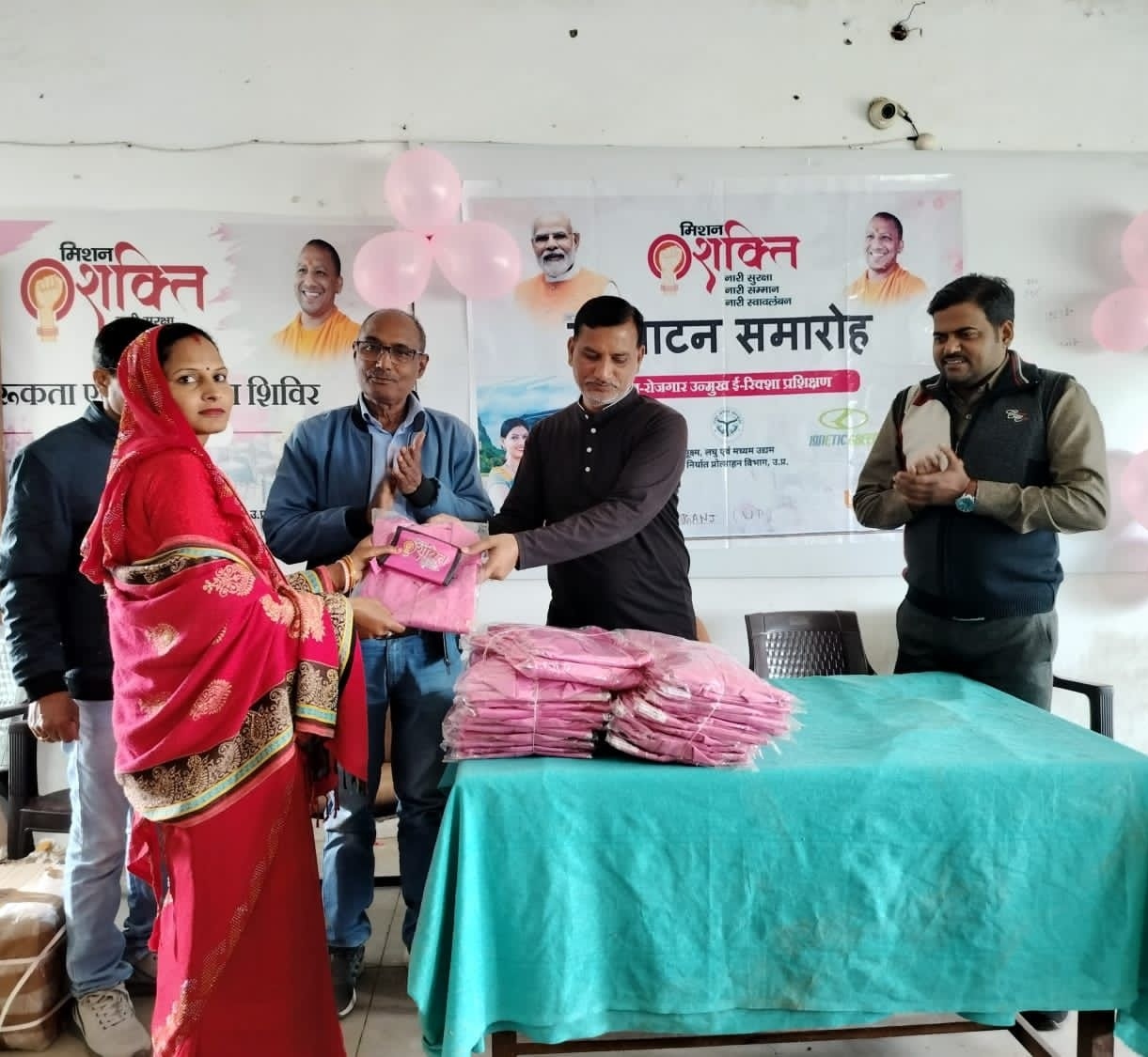 महिलाओं को स्वावलम्बी बनाने की पहल सराहनीय--बृजेश मणि त्रिपाठी