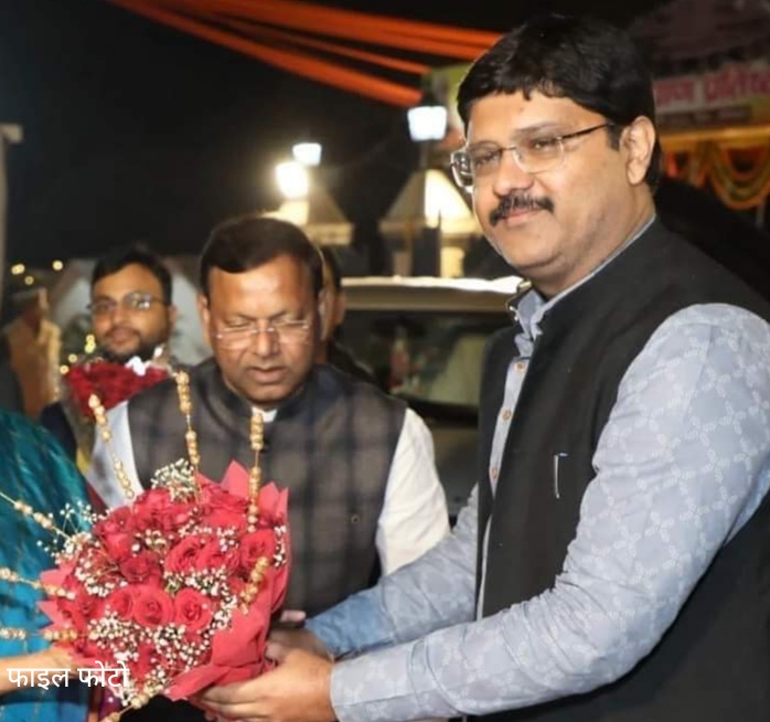 भाजपा ने यूपी में की उम्मीदवारों के नाम की घोषणा,महाराजगंज से पंकज चौधरी,कार्यकर्ताओं में हर्ष