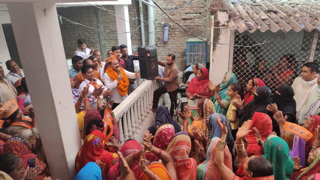 नौतनवा के पूर्व चेयरमैन गुड्डू खान ने क्यों ली भाजपा की सदस्यता?