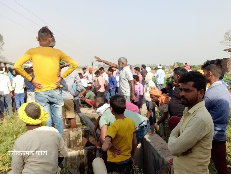 गेहूं की खड़ी फसल में लगी आग, दस एकड़ गेहूं जलकर हुआ खाक