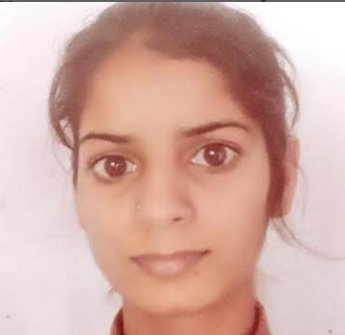 महराजगंज की टापर बनी हाईस्कूल की छात्रा निधि यादव, प्रदेश में 10 वें स्थान पर