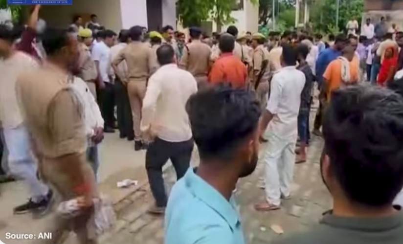 कौन है वो बाबा, जिसके सत्संग के दौरान हुआ हादसा; मृतकों की संख्या 130 के पार