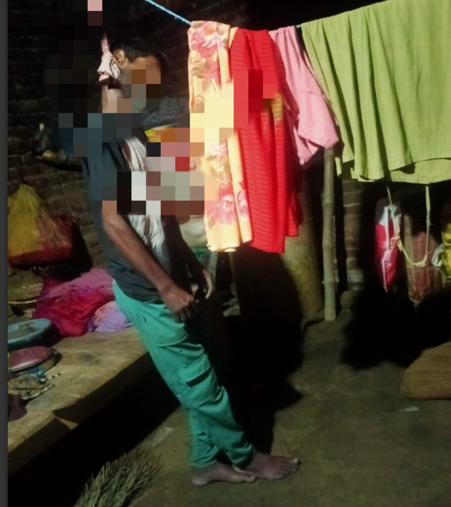 सोनौली के ग्राम जारा में कर्ज से परेशान व्यक्ति ने लगाई फांसी