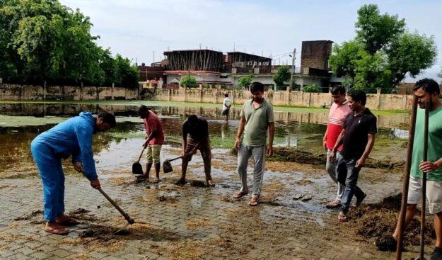 कर्बला की साफ सफाई शुरू, ताजियादारो को नहीं होगी कोई असुविधा-- बृजेश मणि चेयरमैन