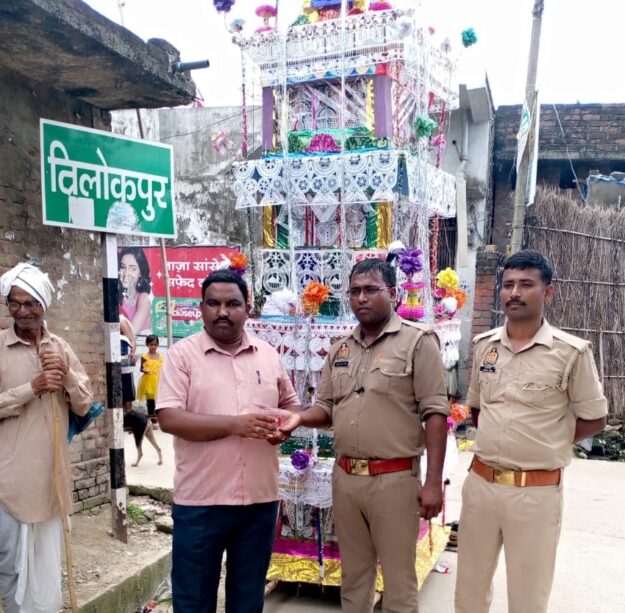 सोनौली: मोहर्रम पर चेयरमैन ने कर्बला और मेले मे किया जलपान की व्यवस्था