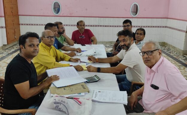 नौतनवा:जायसवाल छात्रवृत्ति योजना से 27 छात्रो को ₹300000 का दिया जा रहा सहयोग