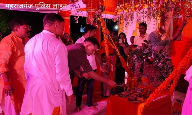 भारत-नेपाल सीमा पर हर्षोल्लास से मनाया गया श्रीकृष्ण जन्मोत्सव