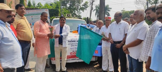 संचारी रोग नियंत्रण अभियान: पशुपालन जागरूकता वाहन को हरी झंडी दिखा कर किया गया रवाना
