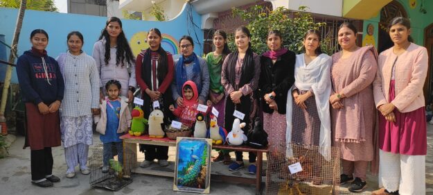 "बचपन ए प्ले स्कूल, नौतनवा में मनाया गया 'बर्ड्स डे'