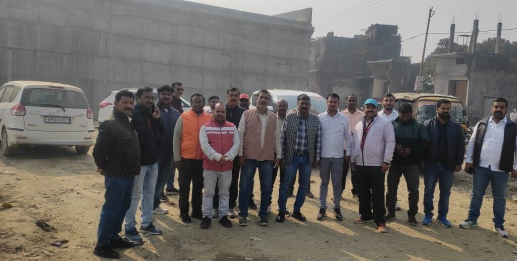 चेयरमैन के नेतृत्व में नौतनवा से जन आक्रोश रैली के लिए रवाना हुआ काफिला