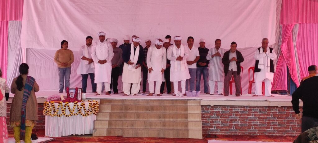 नौतनवा: प्रतिष्ठित उद्योगपति एवं समाजसेवी गोवर्धन दास आसवानी की श्रद्धांजलि सभा में उमड़े लोग