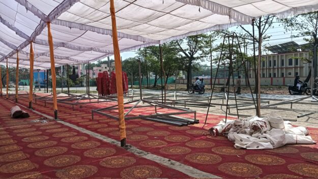 राज्य सरकार की उपलब्धियों पर तीन दिवसीय कार्यक्रम की तैयारी तेज़, डीएम ने किया निरीक्षण