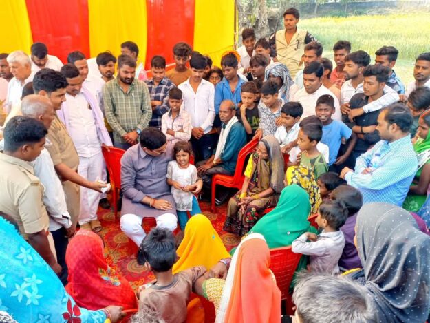 विधायक ने जन चौपाल में सुनीं ग्रामीणों की समस्याएँ, अधिकारियों को दिए निस्तारण के निर्देश
