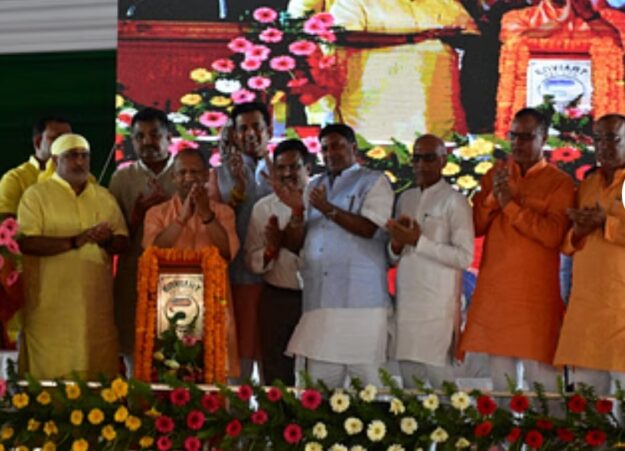 गोरखपुर को सीएम योगी ने दी बड़ी सौगात, 1500 करोड़ की परियोजनाओं का लोकार्पण- शिलान्यास