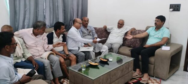 विधायक ऋषि त्रिपाठी का 36 घंटे का जनसंपर्क अभियान बना चर्चा का विषय