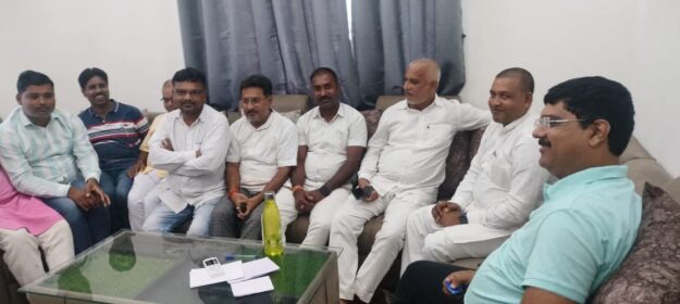 विधायक ऋषि त्रिपाठी का 36 घंटे का जनसंपर्क अभियान बना चर्चा का विषय