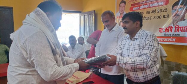 सफाई नायक को दी गई भावभीनी विदाई,आपकी सेवाएं अविस्मरणीय-- बृजेश मणि त्रिपाठी