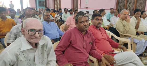 जायसवाल सभा नौतनवा छात्रवृत्ति सम्मान समारोह, शिक्षकों का हुआ सम्मान