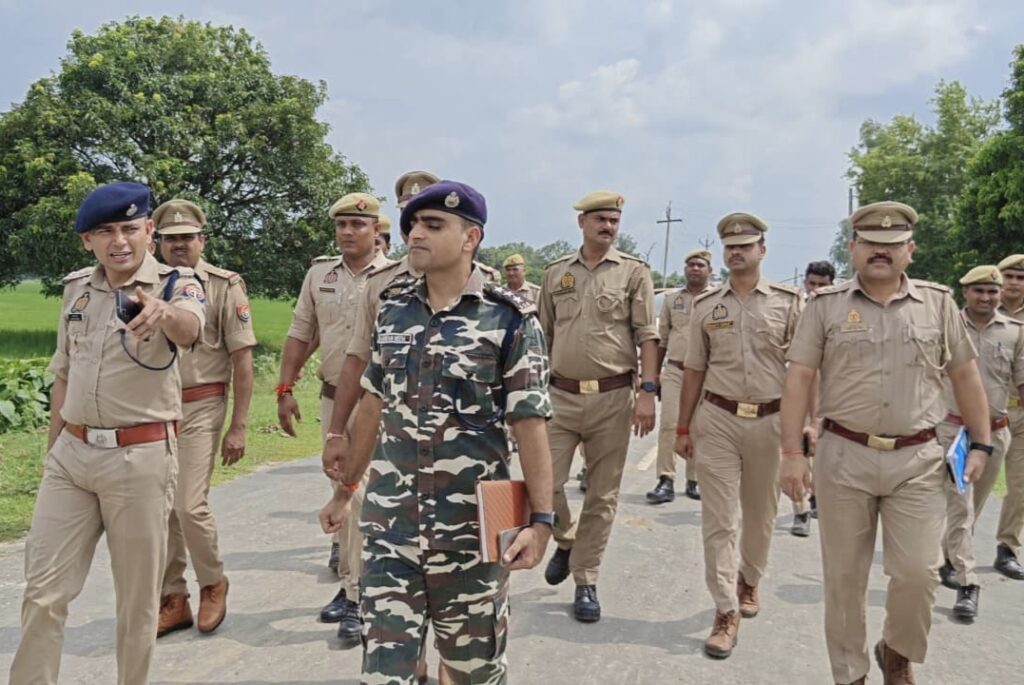 पुलिस अधीक्षक महाराजगंज ने खनुवा पुलिस चौकी का किया उद्घाटन, सीमा सुरक्षा का लिया जायजा