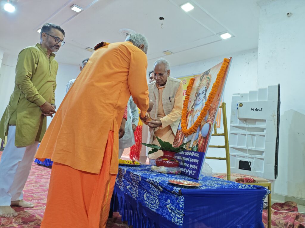 परंपराओं से जुड़ाव ही जीवन का सार: चंपत राय” महामंत्री विश्व हिंदू परिषद