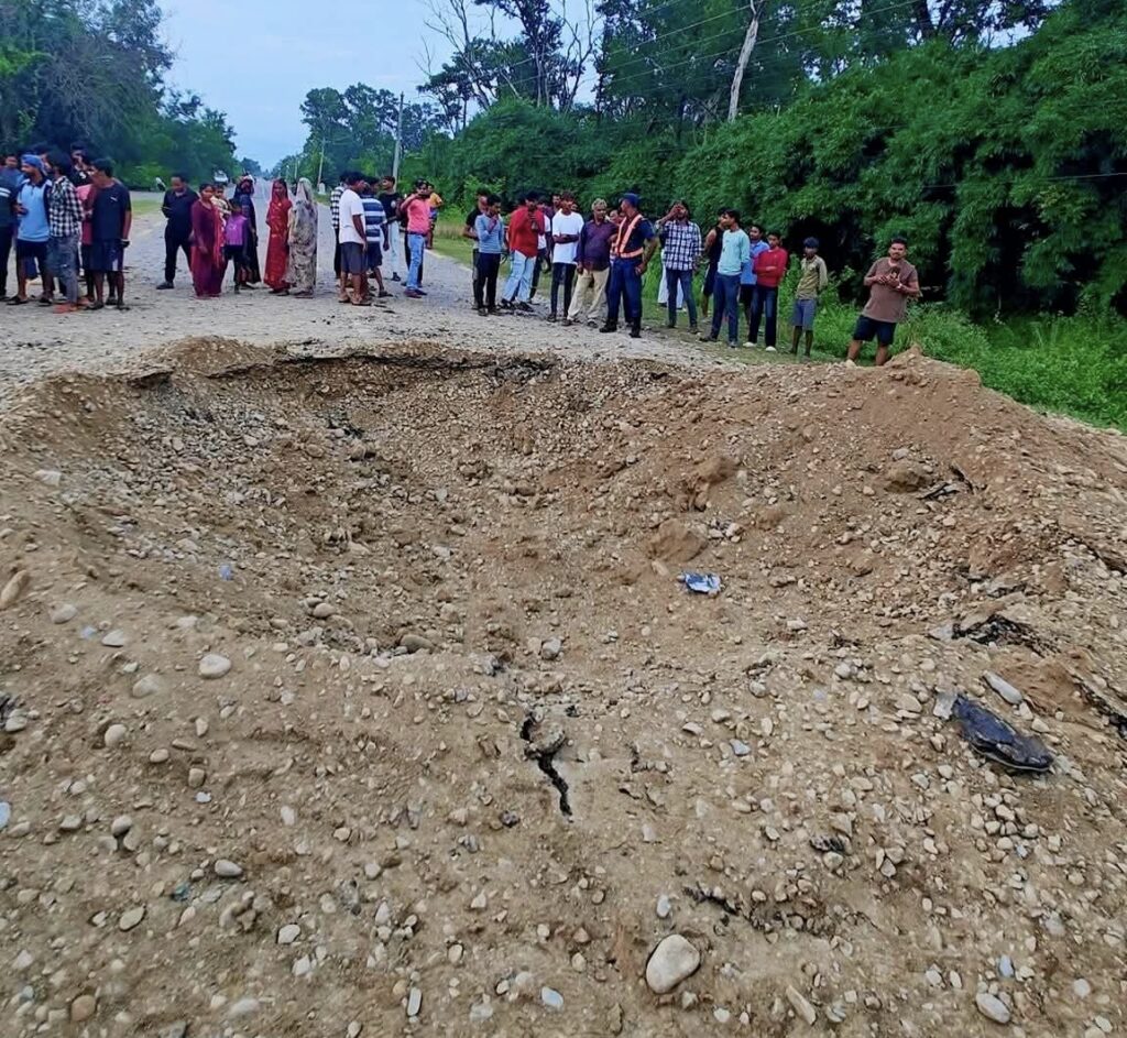 नेपाल के कपिलवस्तु में बम विस्फोट, तौलिहवा सड़क पर मची अफरा-तफरी