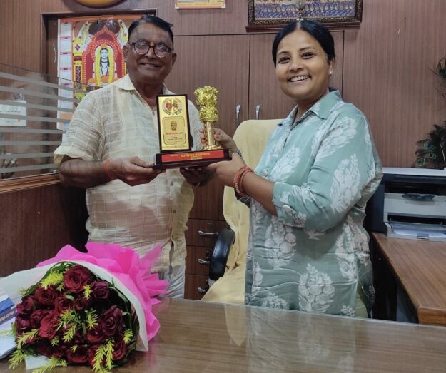 जीवन एक्सप्रेस का गोरखपुर कार्यालय एडीजी मुथा अशोक जैन ने किया उद्घाटन