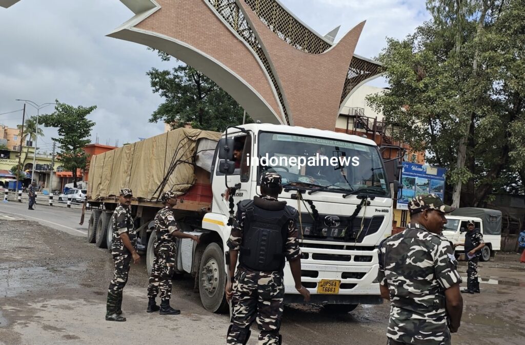 भैरहवा भंसार कार्यालय में मैन्युअल प्रक्रिया से शुरू हुआ काम, नेपाल से भारत भेजा गया सीमेंट लदा ट्रक