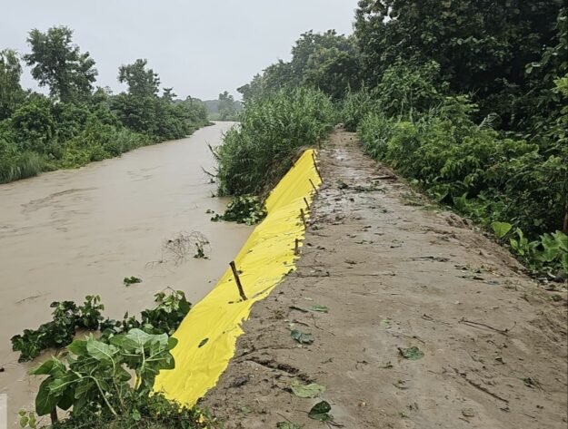सीमावर्ती क्षेत्रों में बाढ़ का खतरा, डीएम महाराजगंज ने किया अलर्ट जारी