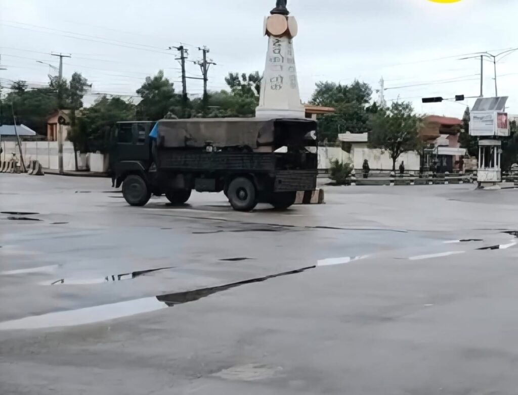 सोनौली बॉर्डर पर सतर्कता, नेपाली सीमा में कर्फ्यू जारी, सेना तैनात