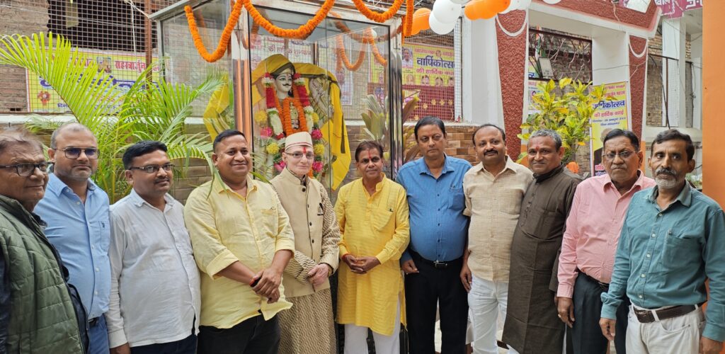 नौतनवा जायसवाल सभा अतिथि भवन का स्थापना दिवस धूमधाम से मनाया गया