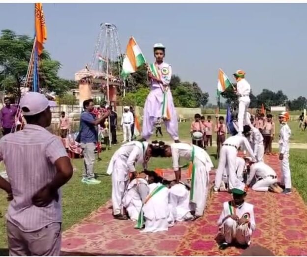 नौतनवा चेयरमैन ब्लॉक स्तरीय खेल प्रतियोगिता का किया भव्य उद्घाटन