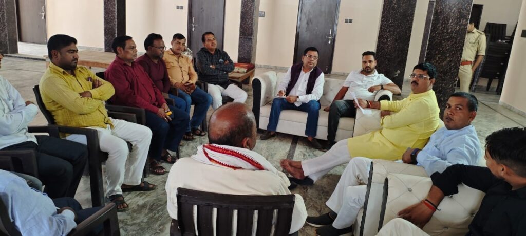 लौह पुरुष सरदार वल्लभभाई पटेल जयंती पर नौतनवा में पदयात्रा की तैयारी बैठक संपन्न