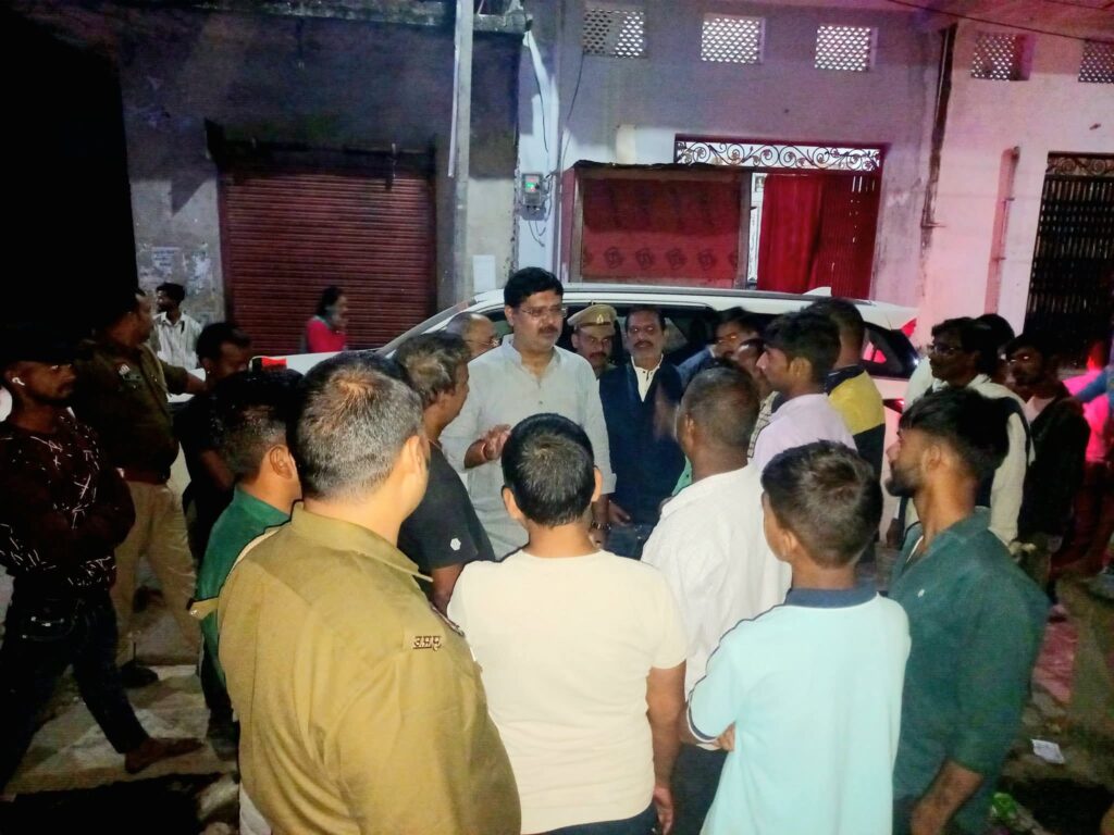 नौतनवा नगर के प्रत्येक मोहल्ले की सूरत बदलना हमारा संकल्प-- ऋषि त्रिपाठी विधायक