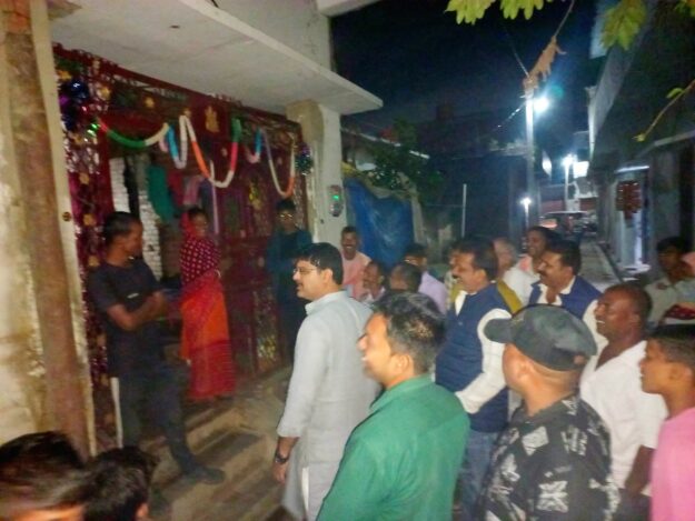 नौतनवा नगर के प्रत्येक मोहल्ले की सूरत बदलना हमारा संकल्प-- ऋषि त्रिपाठी विधायक